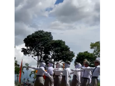 MENGIKUTI LOMBA PASKIBRA  Berlokasi di Kantor Balai Kota Bukittinggi